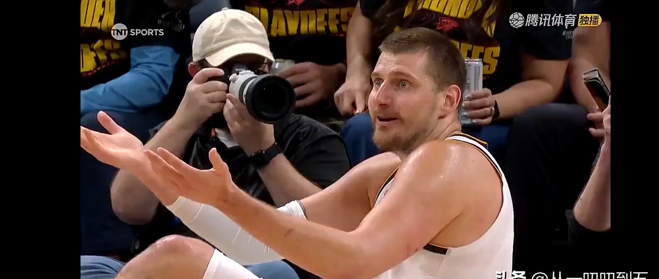 阿扎伦卡在掘金比赛中持续失利，大比分获胜引发热议！NINE GAME体育