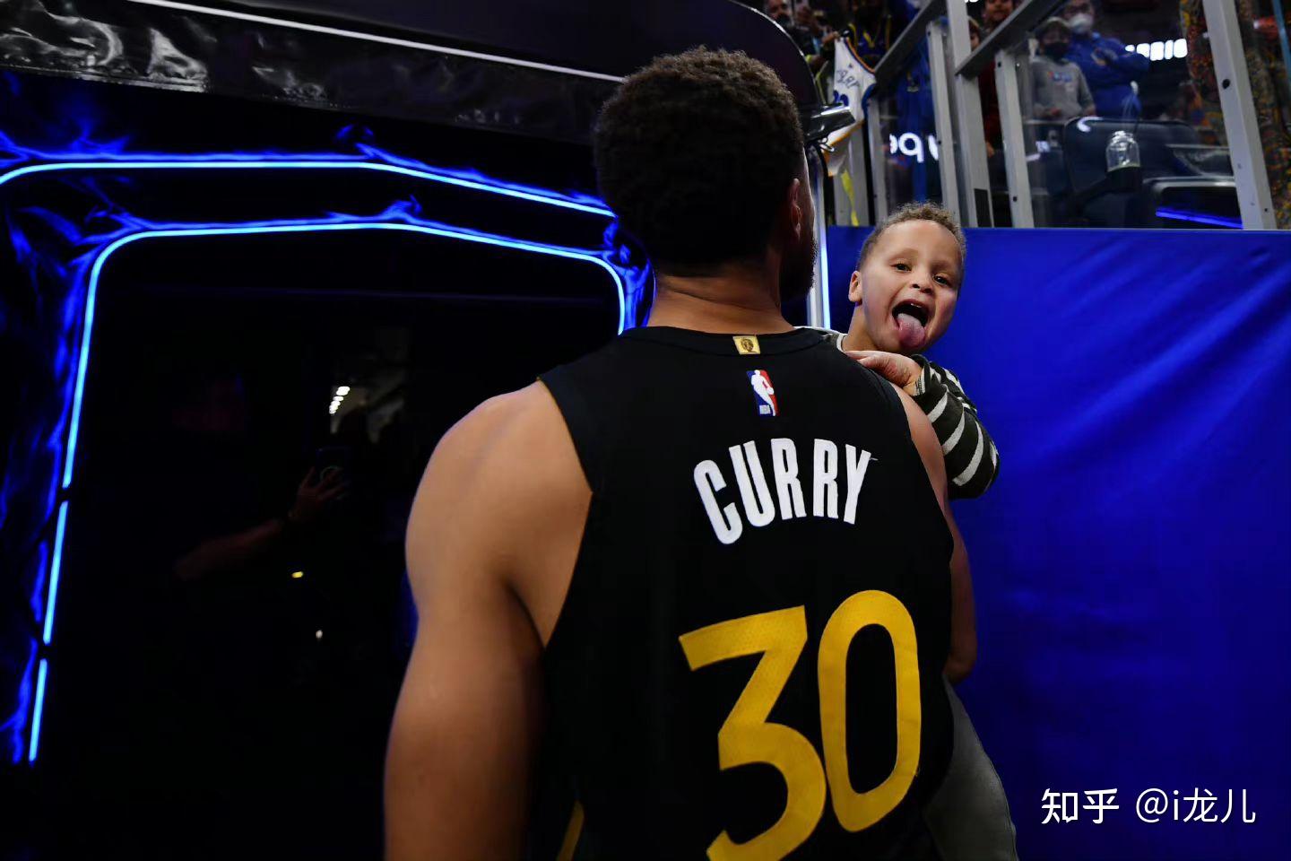 关于太狠了！里程碑夜成都蓉城回应争议库里神奇换人造逆转，巴塞罗那围绕NBA季后赛扳平良机的信息NINE GAME官方网站